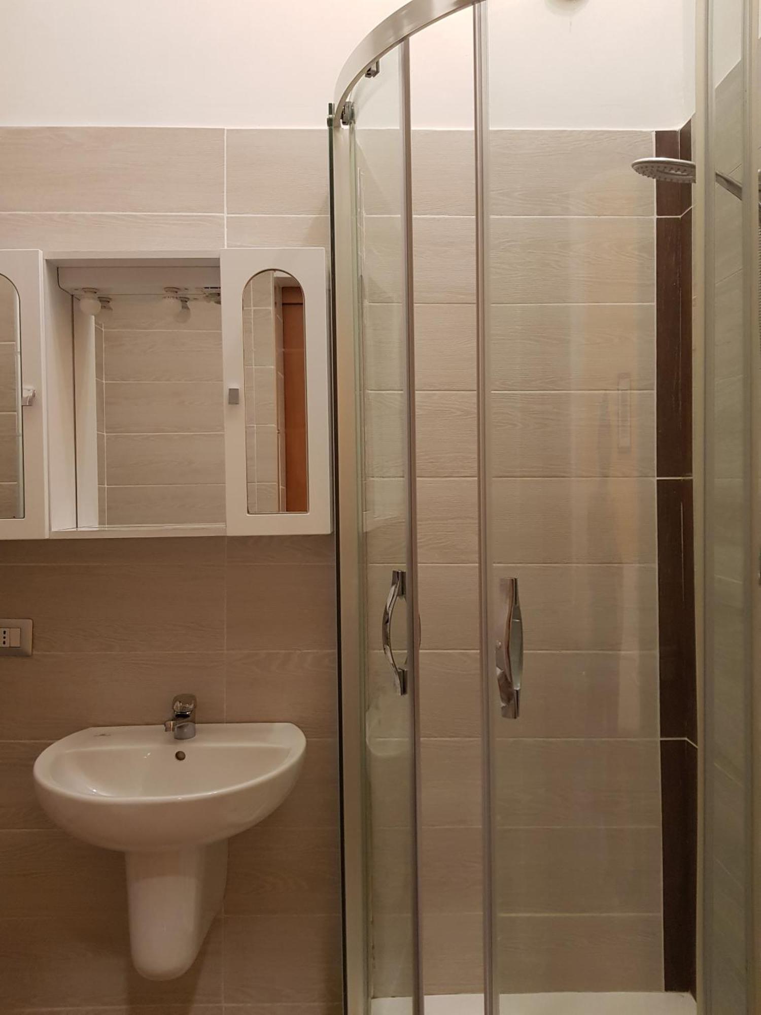 My Trevi Rooms 88 ローマ 部屋 写真